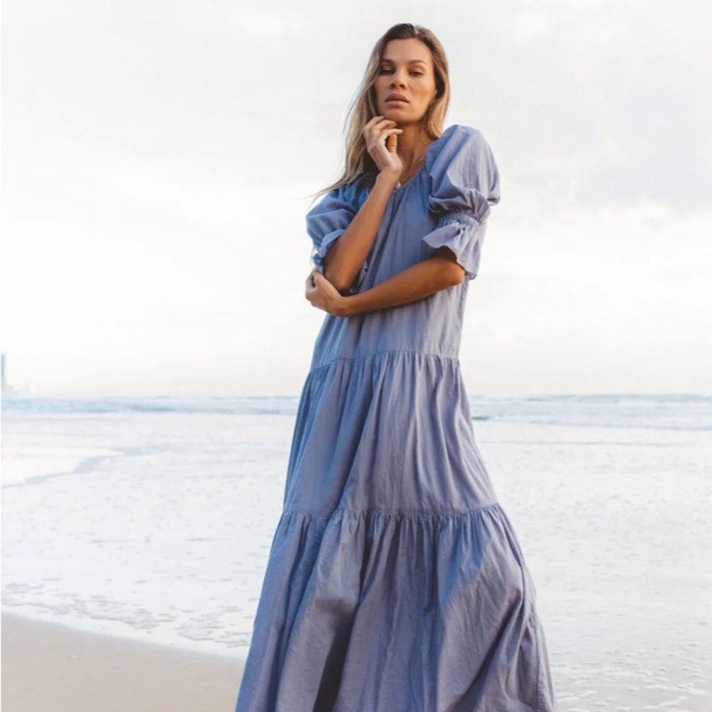 Daughters of India Sahana gown - Picture 2 of 6
